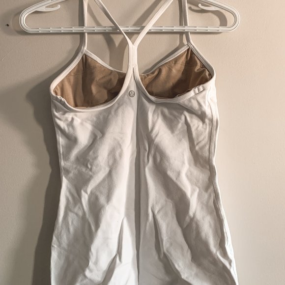 Lululemon Power Y Tank - Picture 4 of 4